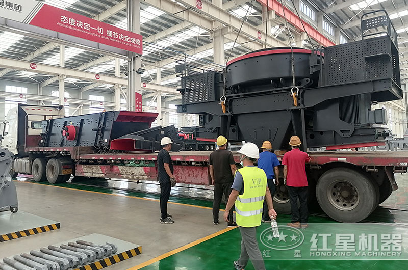 設(shè)備生產(chǎn)車間，裝車發(fā)貨