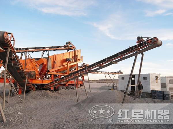 輪胎式移動(dòng)破碎站