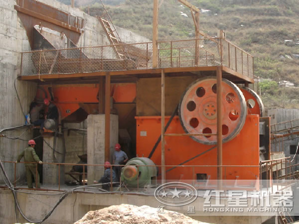 日產500噸顎式破碎機