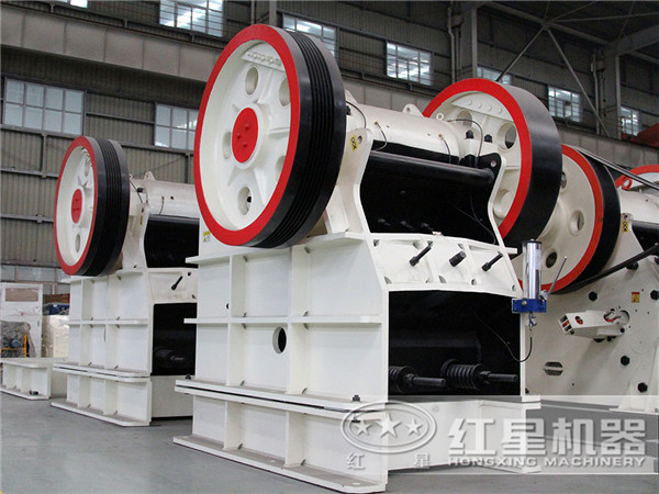 德版顎式破碎機圖片