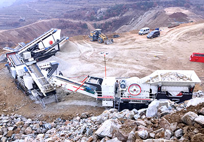 山東煙臺400t/h青石履帶移動破生產線