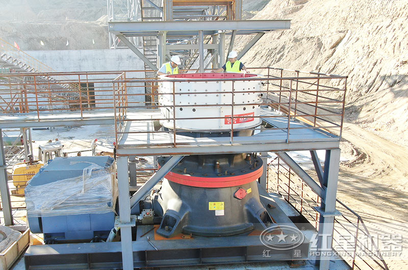 圓錐破碎機工作現場圖片