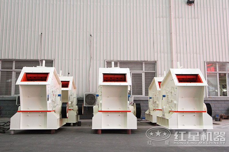 小型反擊式打砂機設(shè)備圖片 小型反擊式打砂機設(shè)備圖片