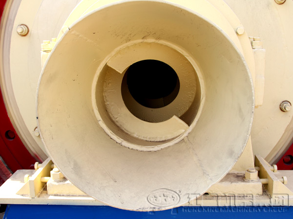 球磨機給料部與出料部