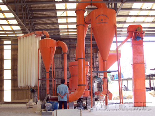 陶瓷磨粉機客戶現場