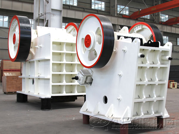 德版顎式破碎機(jī)