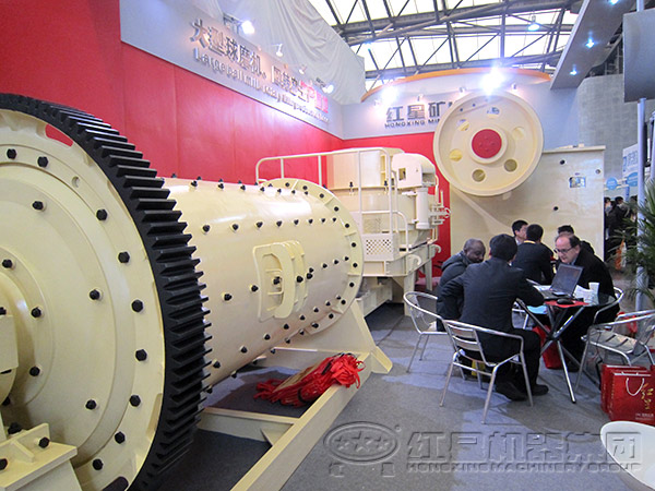 河南紅星顎式破碎機廠家