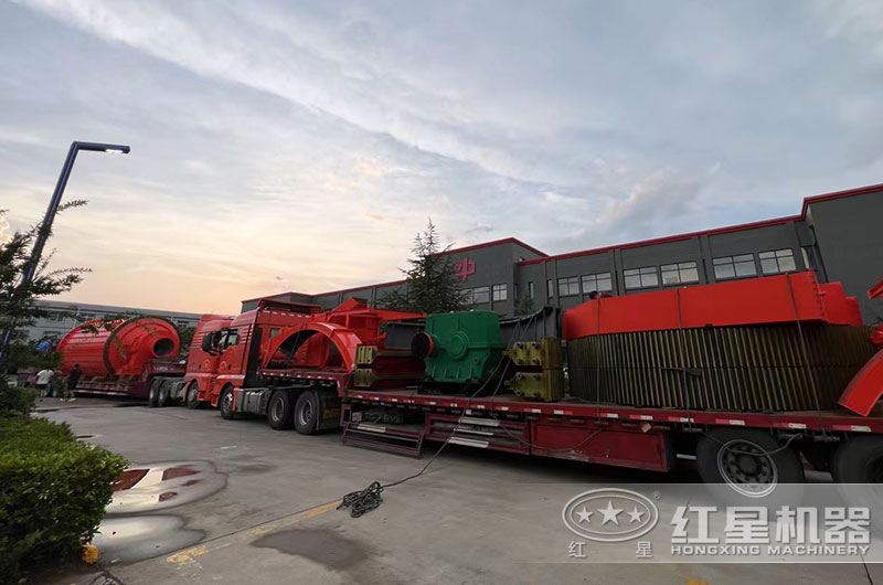 設(shè)備裝車發(fā)貨現(xiàn)場