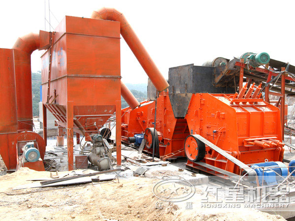 反擊式破碎機現場圖 反擊式破碎機現場圖