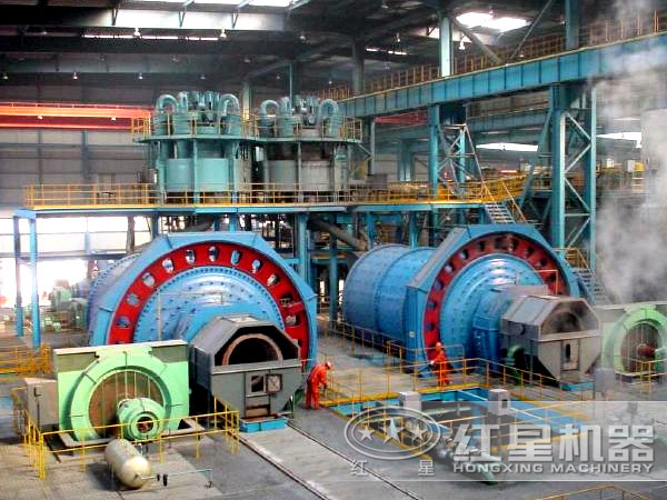 球磨機(jī)現(xiàn)場工作圖 球磨機(jī)現(xiàn)場工作圖