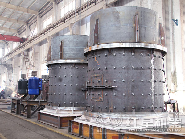 復合式破碎機圖片 復合式破碎機圖片