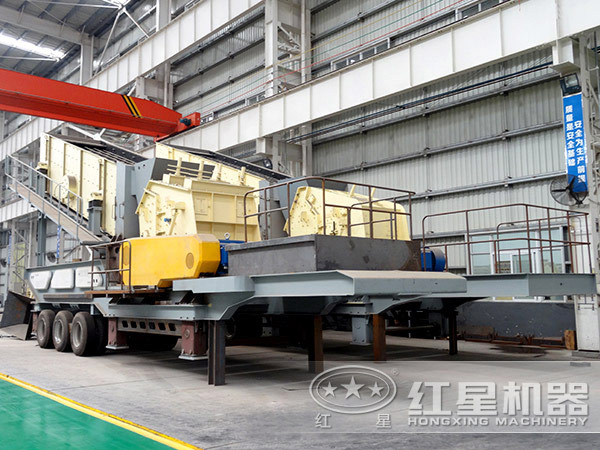 輪胎式車載移動打石機車間圖