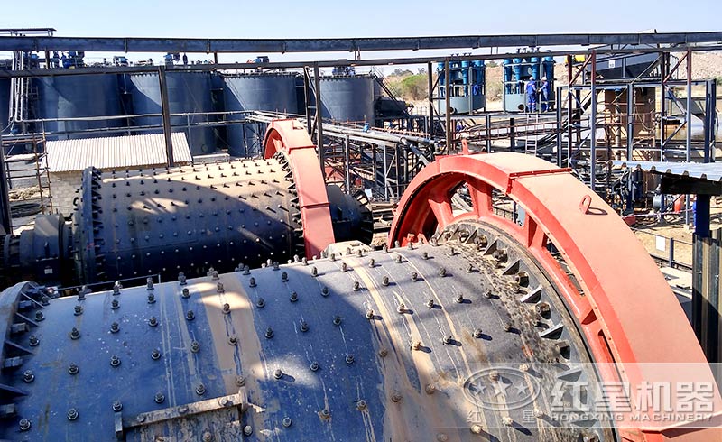 大型節能環保球磨機客戶現場