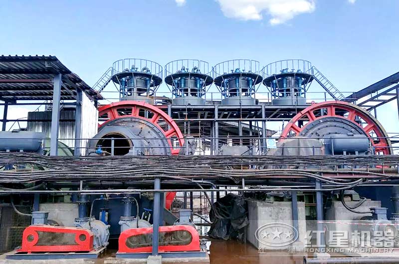 日產5000噸球磨機現場 日產5000噸球磨機現場