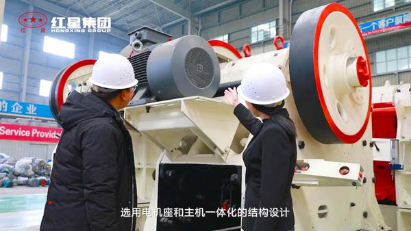 顎破機的現場與客戶講解 顎破機的現場與客戶講解