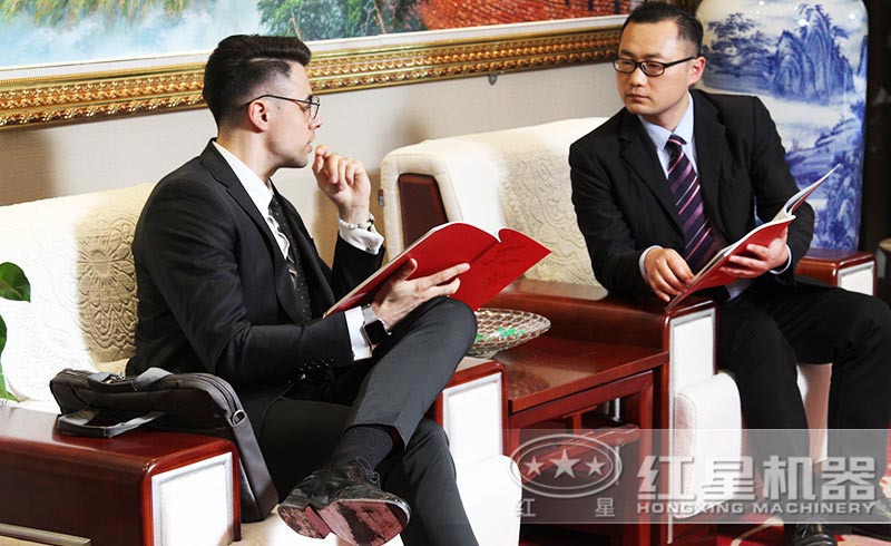 紅星機器專業人員為用戶定制方案