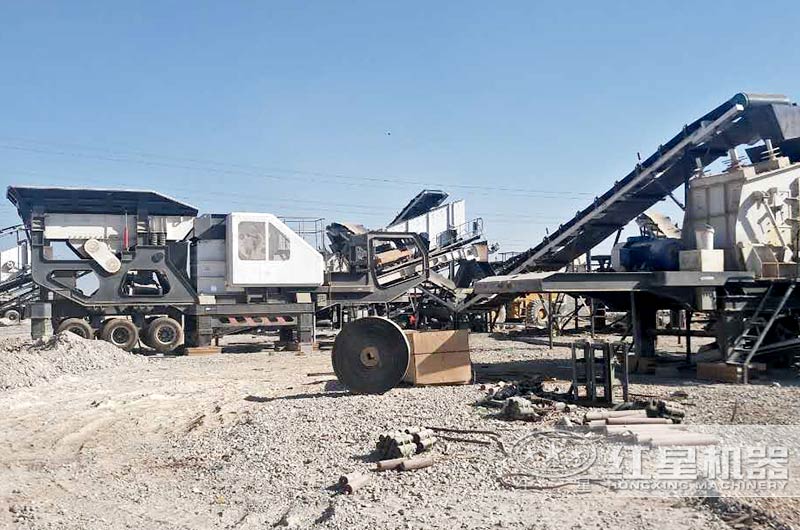 阿曼時產300噸移動破碎站現場 阿曼時產300噸移動破碎站現場