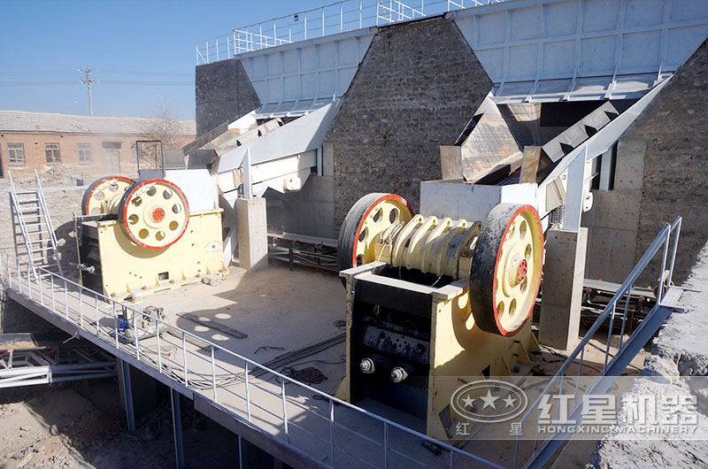 PE600*900顎破作業(yè)現(xiàn)場(chǎng) PE600*900顎破作業(yè)現(xiàn)場(chǎng)