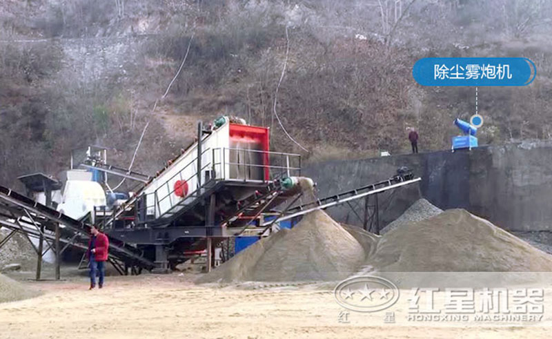 移動(dòng)生產(chǎn)沙子現(xiàn)場 移動(dòng)生產(chǎn)沙子現(xiàn)場