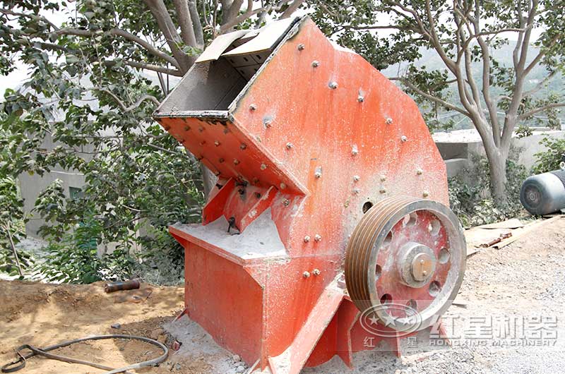 400x600蝸牛破碎機插上電就能工作