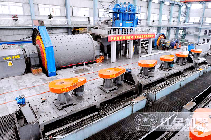 濕式球磨機作業現場 濕式球磨機作業現場