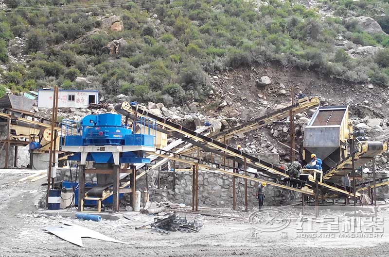 碎石制砂機作業現場