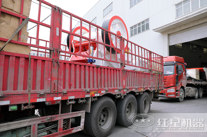 紅星鄂破機發貨現場