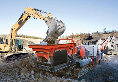 四川鐵礦石移動破碎現場