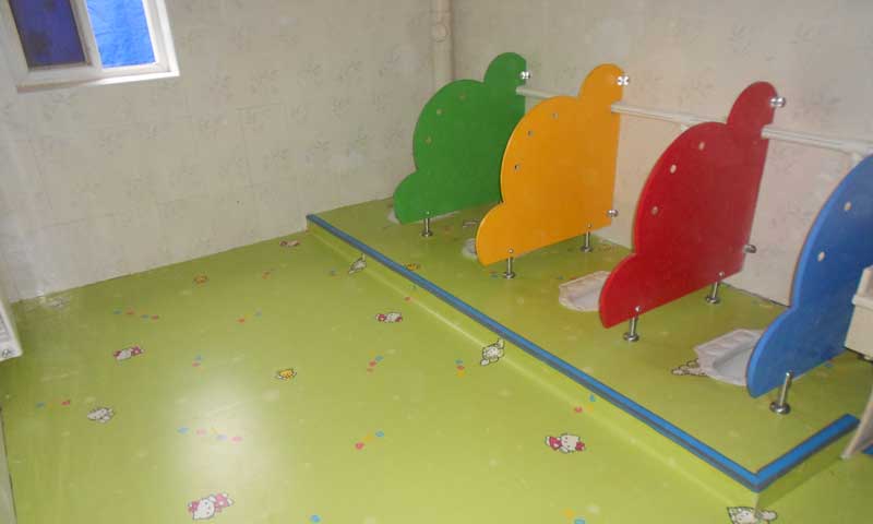 選擇PVC幼兒園地膠該注意什么？