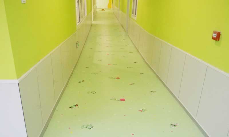 天津西青區(qū)萊茵陽(yáng)光雙語(yǔ)幼兒園地板