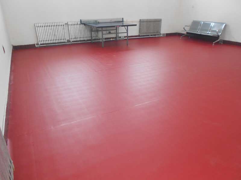 乒乓球地膠價格跟品質(zhì)和技術(shù)密切相關(guān)